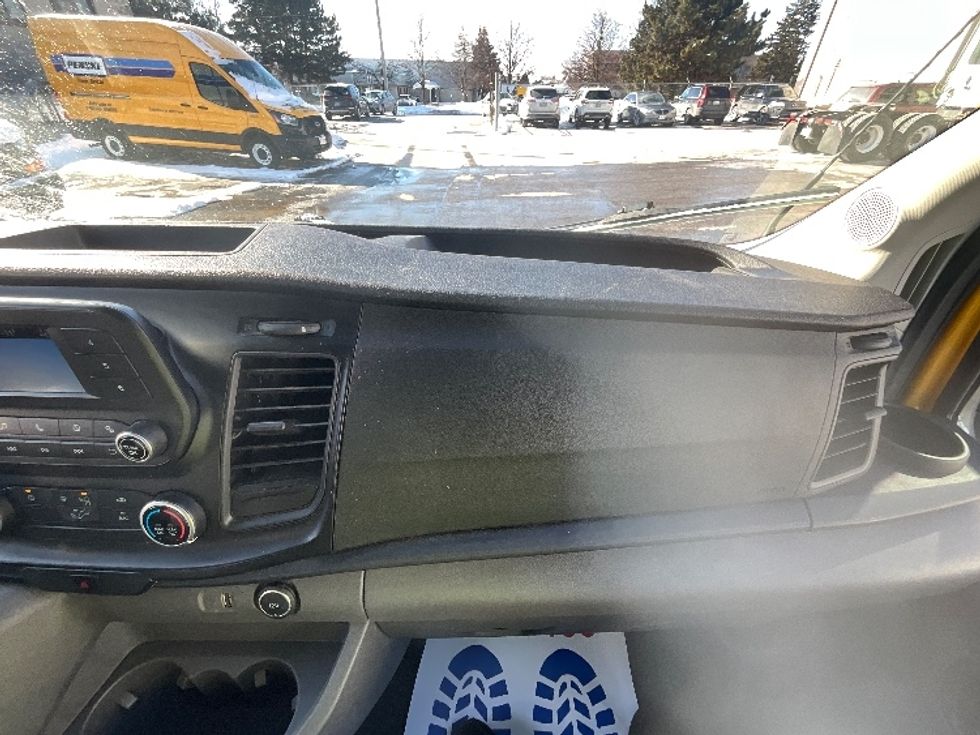 Cargo Van (Panel Van)-Light and Medium Duty Trucks-Ford-2020-Transit 250-Stoney Creek-ON-114,316\n\t\tkm-$ 37,000 - Image 18