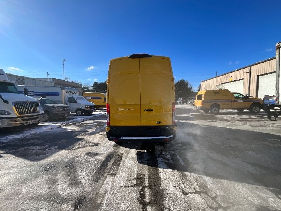 Cargo Van (Panel Van)-Light and Medium Duty Trucks-Ford-2020-Transit 250-Stoney Creek-ON-114,316\n\t\tkm-$ 37,000 - Image 6