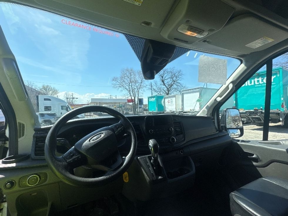 Cargo Van (Panel Van)-Light and Medium Duty Trucks-Ford-2020-Transit 250-Sturtevant-WI-52,521\n\t\tmiles-$ 35,500 - Image 18