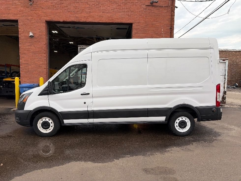 Cargo Van (Panel Van)-Light and Medium Duty Trucks-Ford-2020-Transit 250-Sturtevant-WI-59,038\n\t\tmiles-$ 35,000 - Image 4
