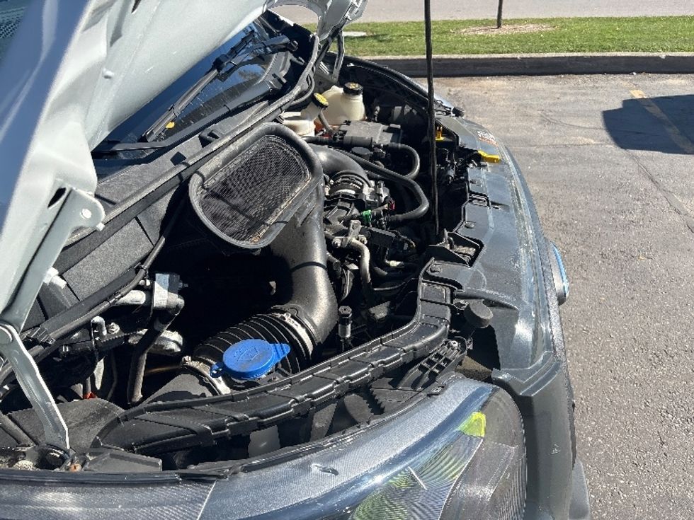 Cargo Van (Panel Van)-Light and Medium Duty Trucks-Ford-2020-Transit 250-Toronto-ON-125,499\n\t\tkm-$ 41,000 - Image 23