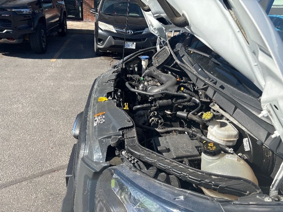 Cargo Van (Panel Van)-Light and Medium Duty Trucks-Ford-2020-Transit 250-Toronto-ON-125,499\n\t\tkm-$ 41,000 - Image 24