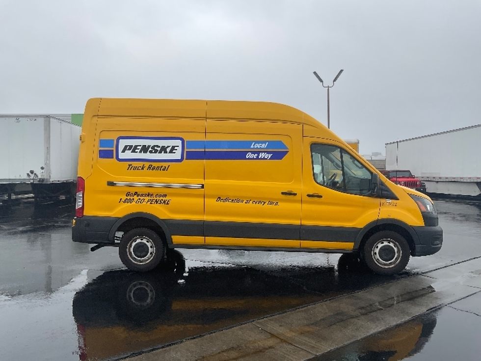 Cargo Van (Panel Van)-Light and Medium Duty Trucks-Ford-2020-Transit 250-Torrance-CA-61,358\n\t\tmiles-$ 35,000 - Image 11