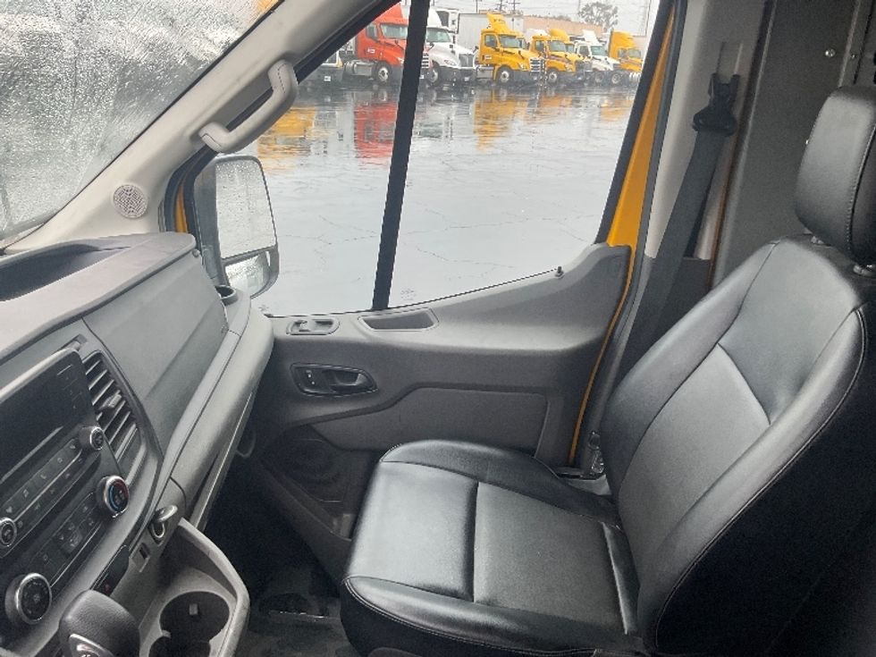 Cargo Van (Panel Van)-Light and Medium Duty Trucks-Ford-2020-Transit 250-Torrance-CA-61,358\n\t\tmiles-$ 35,000 - Image 15