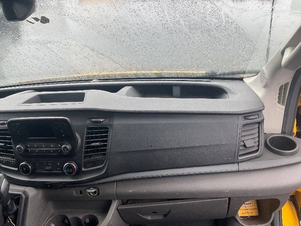 Cargo Van (Panel Van)-Light and Medium Duty Trucks-Ford-2020-Transit 250-Torrance-CA-61,358\n\t\tmiles-$ 35,000 - Image 17