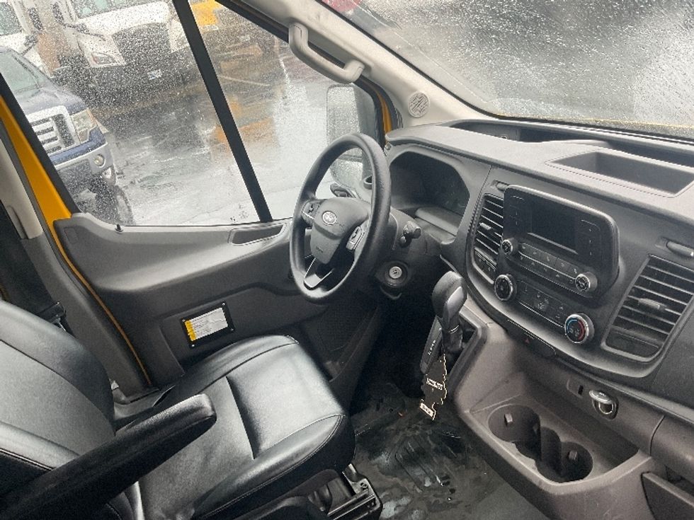 Cargo Van (Panel Van)-Light and Medium Duty Trucks-Ford-2020-Transit 250-Torrance-CA-61,358\n\t\tmiles-$ 35,000 - Image 18