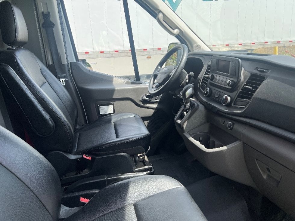 Cargo Van (Panel Van)-Light and Medium Duty Trucks-Ford-2020-Transit 250-Torrance-CA-64,550\n\t\tmiles-$ 36,000 - Image 19