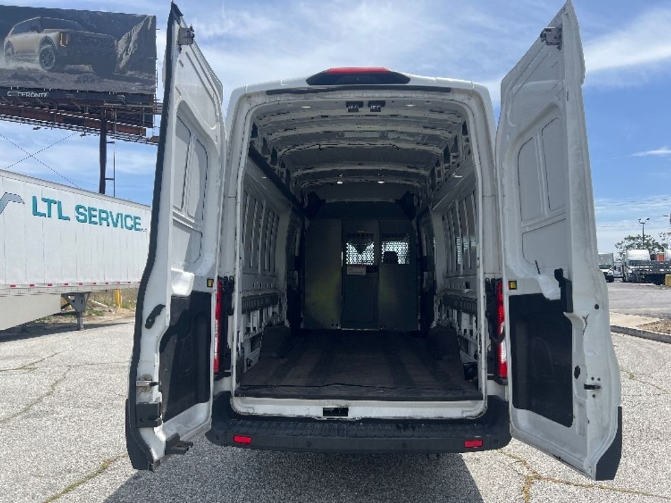 Cargo Van (Panel Van)-Light and Medium Duty Trucks-Ford-2020-Transit 250-Torrance-CA-64,550\n\t\tmiles-$ 36,000 - Image 7