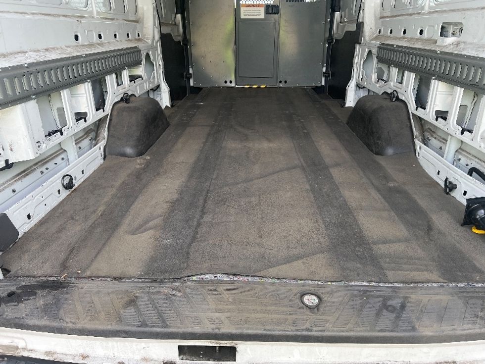 Cargo Van (Panel Van)-Light and Medium Duty Trucks-Ford-2020-Transit 250-Torrance-CA-64,550\n\t\tmiles-$ 36,000 - Image 8