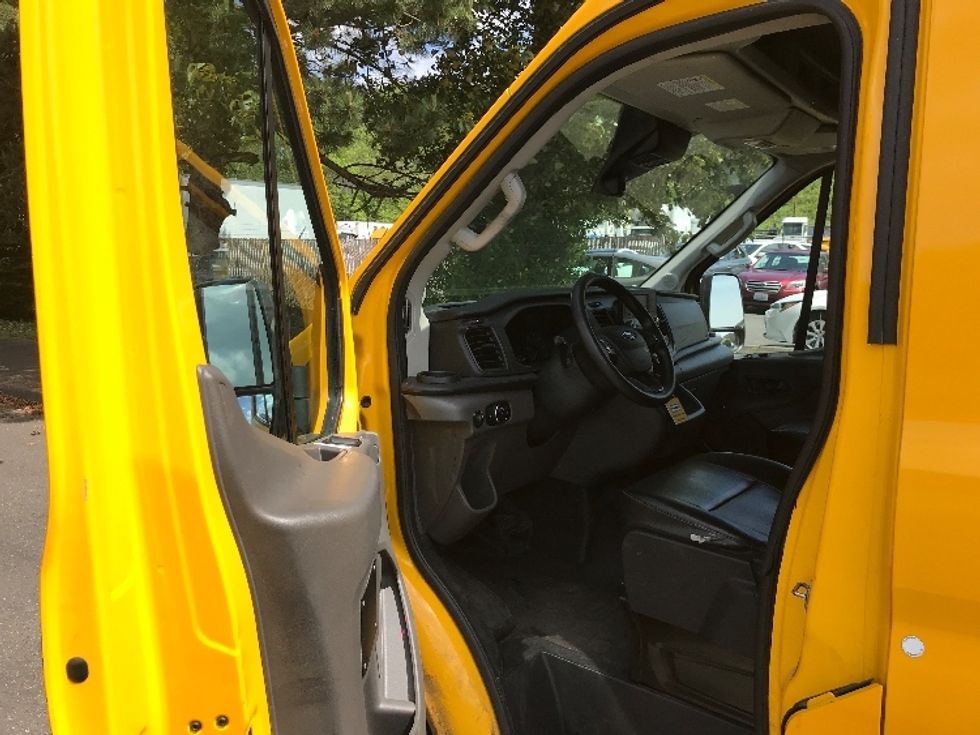 Cargo Van (Panel Van)-Light and Medium Duty Trucks-Ford-2020-Transit 250-Tukwila-WA-52,576\n\t\tmiles-$ 32,250 - Image 14