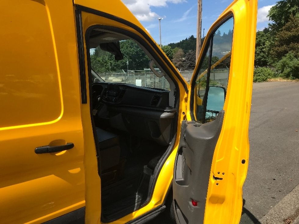 Cargo Van (Panel Van)-Light and Medium Duty Trucks-Ford-2020-Transit 250-Tukwila-WA-52,576\n\t\tmiles-$ 32,250 - Image 18