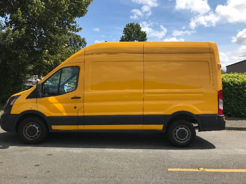 Cargo Van (Panel Van)-Light and Medium Duty Trucks-Ford-2020-Transit 250-Tukwila-WA-52,576\n\t\tmiles-$ 32,250 - Image 4