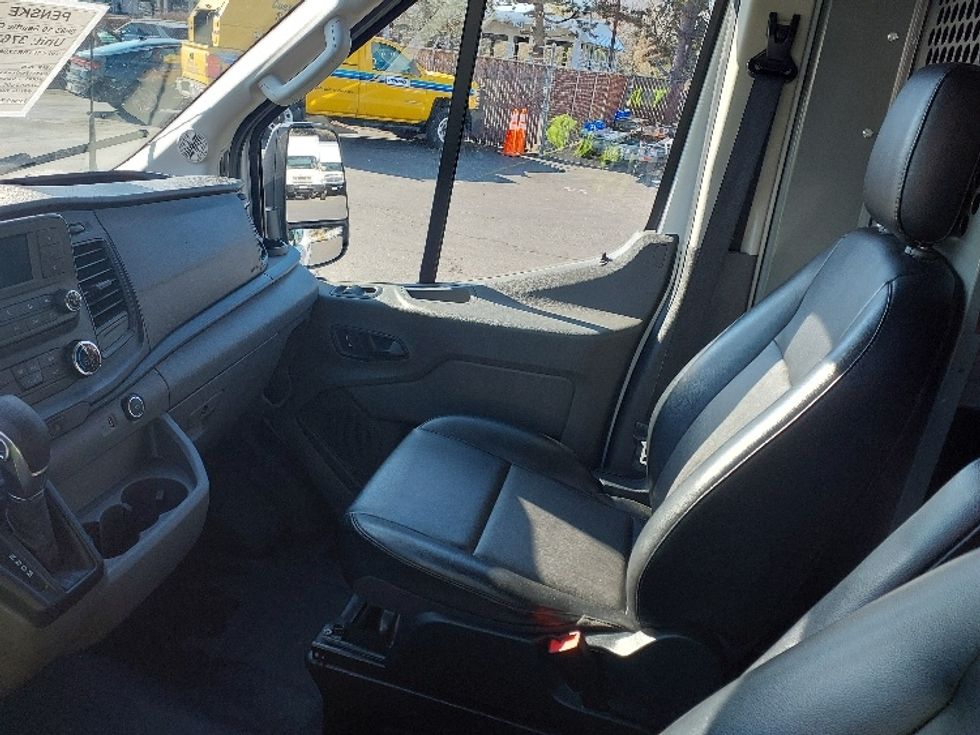 Cargo Van (Panel Van)-Light and Medium Duty Trucks-Ford-2020-Transit 250-Tukwila-WA-54,955\n\t\tmiles-$ 36,250 - Image 18