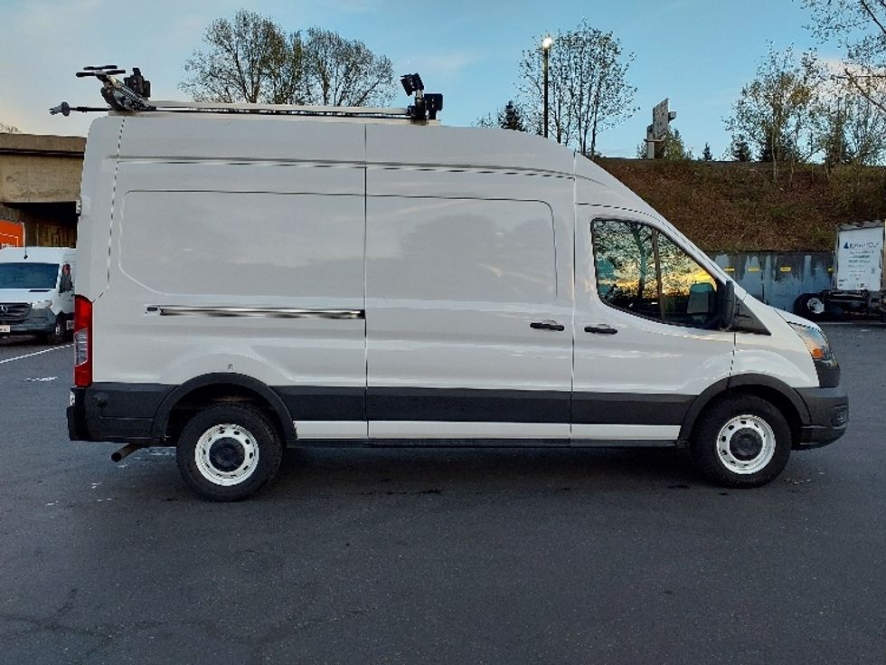 Cargo Van (Panel Van)-Light and Medium Duty Trucks-Ford-2020-Transit 250-Tukwila-WA-63,804\n\t\tmiles-$ 34,500 - Image 14