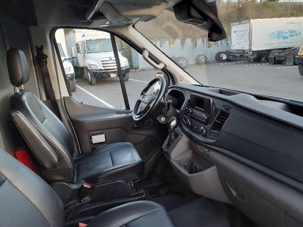 Cargo Van (Panel Van)-Light and Medium Duty Trucks-Ford-2020-Transit 250-Tukwila-WA-63,804\n\t\tmiles-$ 34,500 - Image 21