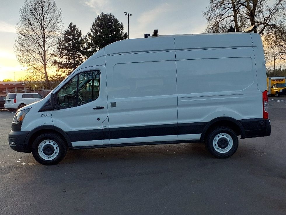 Cargo Van (Panel Van)-Light and Medium Duty Trucks-Ford-2020-Transit 250-Tukwila-WA-63,804\n\t\tmiles-$ 34,500 - Image 4