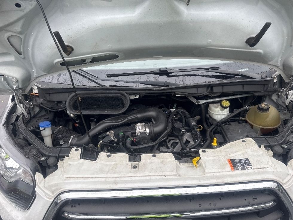 Cargo Van (Panel Van)-Light and Medium Duty Trucks-Ford-2020-Transit 250-Tukwila-WA-65,443\n\t\tmiles-$ 36,000 - Image 23