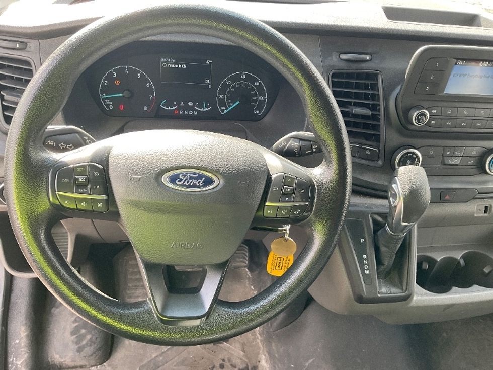 Cargo Van (Panel Van)-Light and Medium Duty Trucks-Ford-2020-Transit 250-Warren-MI-46,670\n\t\tmiles-$ 36,000 - Image 17