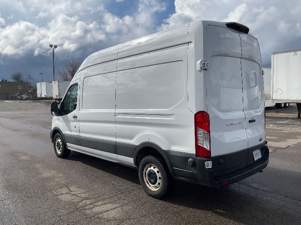 Cargo Van (Panel Van)-Light and Medium Duty Trucks-Ford-2020-Transit 250-Warren-MI-46,670\n\t\tmiles-$ 36,000 - Image 6