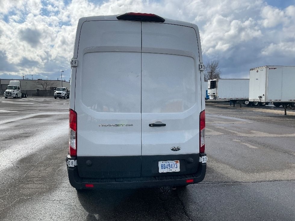 Cargo Van (Panel Van)-Light and Medium Duty Trucks-Ford-2020-Transit 250-Warren-MI-46,670\n\t\tmiles-$ 36,000 - Image 7