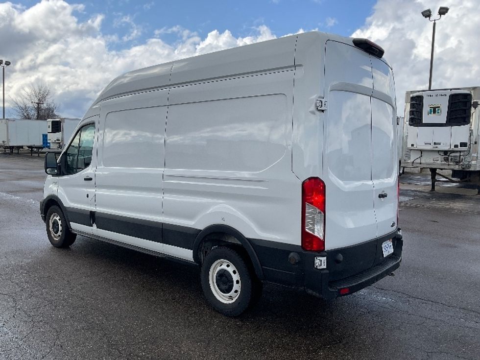 Cargo Van (Panel Van)-Light and Medium Duty Trucks-Ford-2020-Transit 250-Warren-MI-60,400\n\t\tmiles-$ 35,000 - Image 6