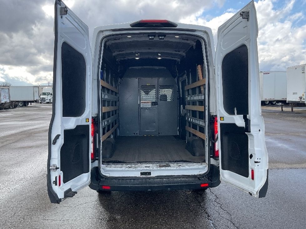 Cargo Van (Panel Van)-Light and Medium Duty Trucks-Ford-2020-Transit 250-Warren-MI-60,400\n\t\tmiles-$ 35,000 - Image 8
