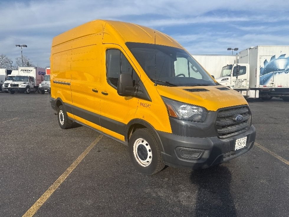 Cargo Van (Panel Van)-Light and Medium Duty Trucks-Ford-2020-Transit 250-West Babylon-NY-69,835\n\t\tmiles-$ 31,250 - Image 1
