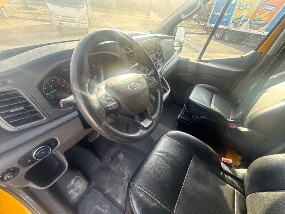 Cargo Van (Panel Van)-Light and Medium Duty Trucks-Ford-2020-Transit 250-West Babylon-NY-69,835\n\t\tmiles-$ 31,250 - Image 16