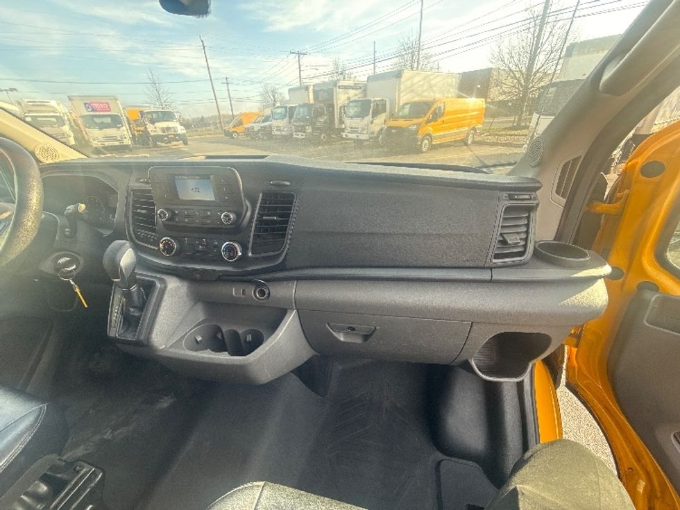 Cargo Van (Panel Van)-Light and Medium Duty Trucks-Ford-2020-Transit 250-West Babylon-NY-69,835\n\t\tmiles-$ 31,250 - Image 20