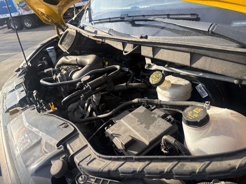 Cargo Van (Panel Van)-Light and Medium Duty Trucks-Ford-2020-Transit 250-West Babylon-NY-69,835\n\t\tmiles-$ 31,250 - Image 23