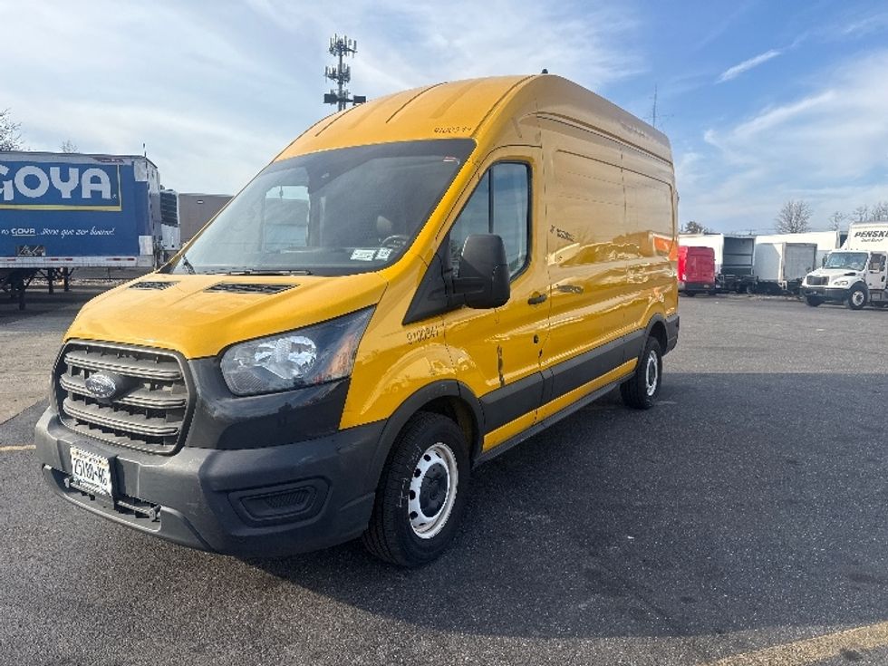 Cargo Van (Panel Van)-Light and Medium Duty Trucks-Ford-2020-Transit 250-West Babylon-NY-69,835\n\t\tmiles-$ 31,250 - Image 3