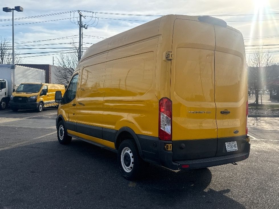 Cargo Van (Panel Van)-Light and Medium Duty Trucks-Ford-2020-Transit 250-West Babylon-NY-69,835\n\t\tmiles-$ 31,250 - Image 6