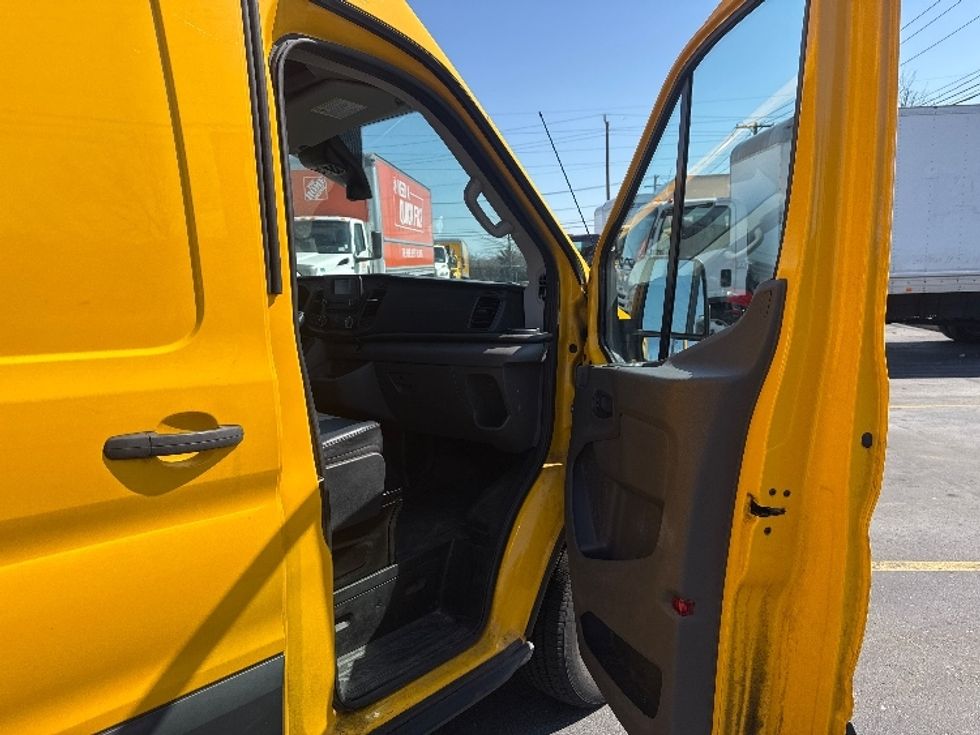 Cargo Van (Panel Van)-Light and Medium Duty Trucks-Ford-2020-Transit 250-West Babylon-NY-81,594\n\t\tmiles-$ 30,750 - Image 19