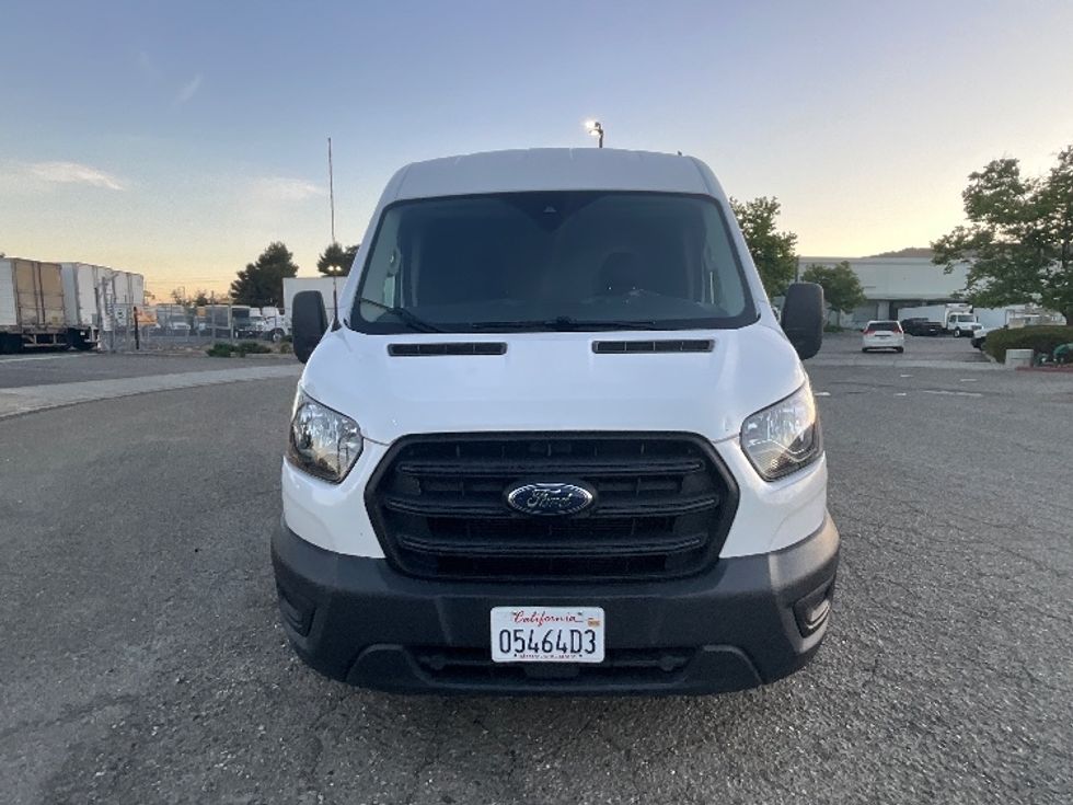 Cargo Van (Panel Van)-Light and Medium Duty Trucks-Ford-2020-Transit 250-West Sacramento-CA-132,959\n\t\tmiles-$ 26,750 - Image 2