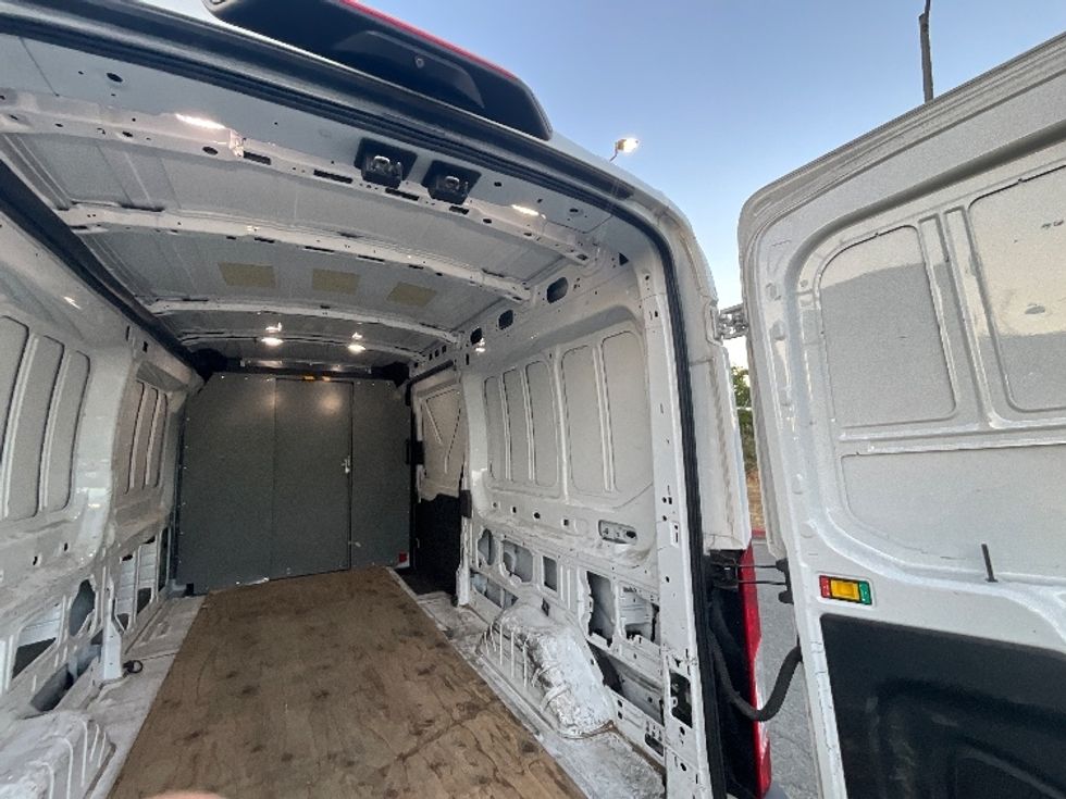 Cargo Van (Panel Van)-Light and Medium Duty Trucks-Ford-2020-Transit 250-West Sacramento-CA-132,959\n\t\tmiles-$ 26,750 - Image 11