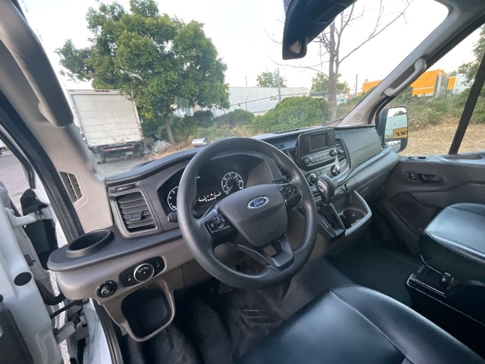 Cargo Van (Panel Van)-Light and Medium Duty Trucks-Ford-2020-Transit 250-West Sacramento-CA-132,959\n\t\tmiles-$ 26,750 - Image 16
