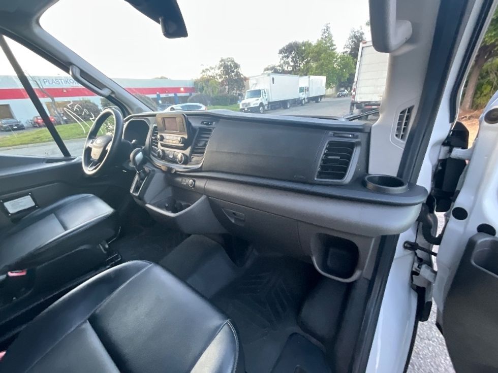 Cargo Van (Panel Van)-Light and Medium Duty Trucks-Ford-2020-Transit 250-West Sacramento-CA-132,959\n\t\tmiles-$ 26,750 - Image 20