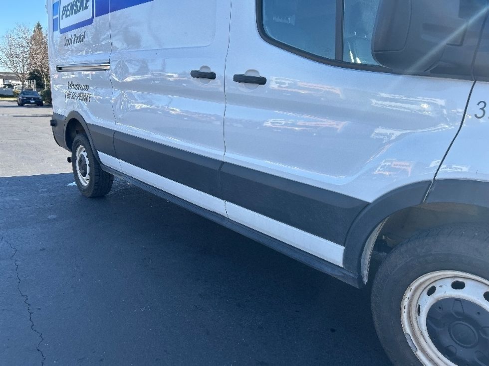 Cargo Van (Panel Van)-Light and Medium Duty Trucks-Ford-2020-Transit 250-West Sacramento-CA-71,402\n\t\tmiles-$ 40,250 - Image 13