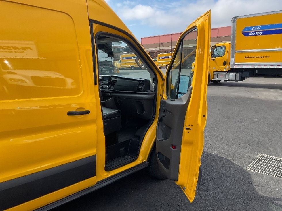 2020 Ford Transit photo 18
