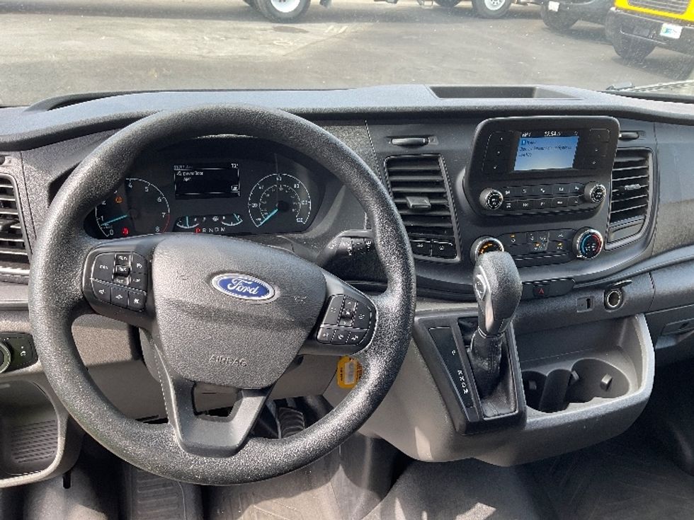2020 Ford Transit photo 16