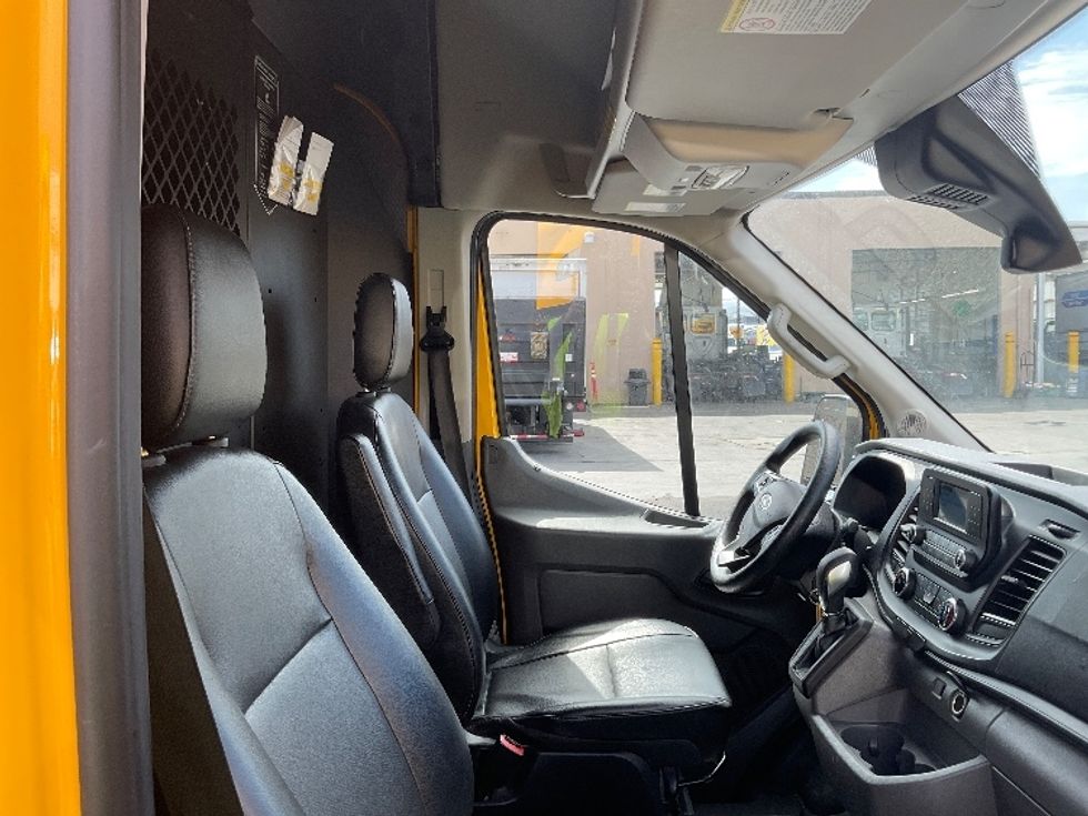 2020 Ford Transit photo 20