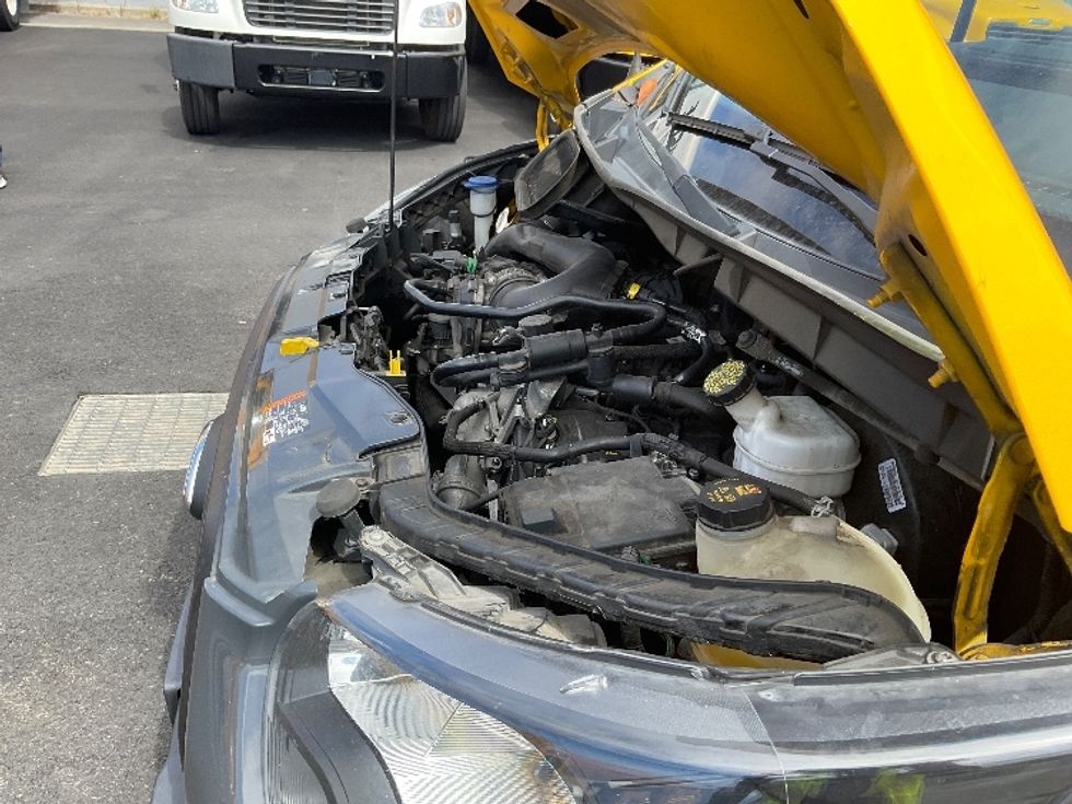 Cargo Van (Panel Van)-Light and Medium Duty Trucks-Ford-2020-Transit 250-West Sacramento-CA-81,849\n\t\tmiles-$ 29,500 - Image 23