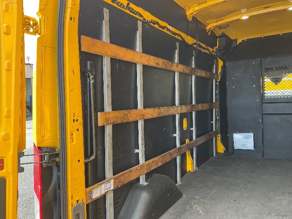 Cargo Van (Panel Van)-Light and Medium Duty Trucks-Ford-2020-Transit 250-West Sacramento-CA-89,809\n\t\tmiles-$ 28,250 - Image 10