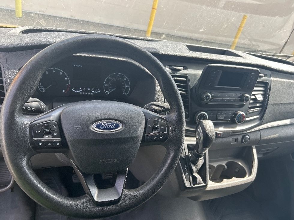 Cargo Van (Panel Van)-Light and Medium Duty Trucks-Ford-2020-Transit 250-West Sacramento-CA-96,878\n\t\tmiles-$ 28,250 - Image 18