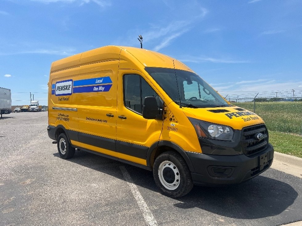 Used Cargo Vans for Sale in KS Penske Used Trucks