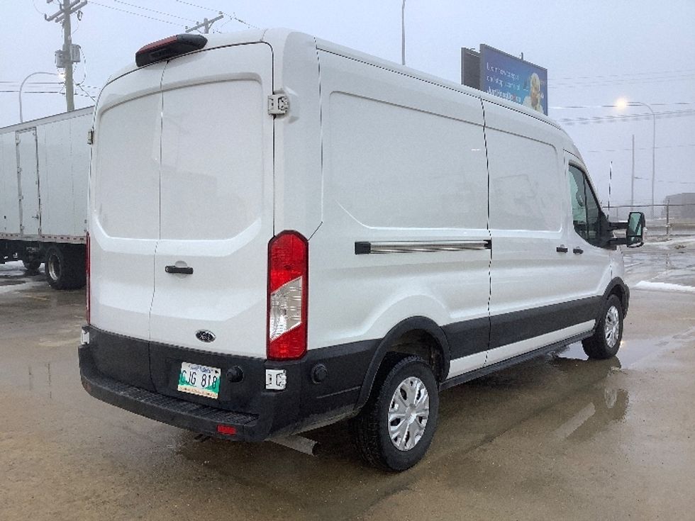 Cargo Van (Panel Van)-Light and Medium Duty Trucks-Ford-2020-Transit 250-Winnipeg-MB-66,197\n\t\tkm-$ 41,000 - Image 13