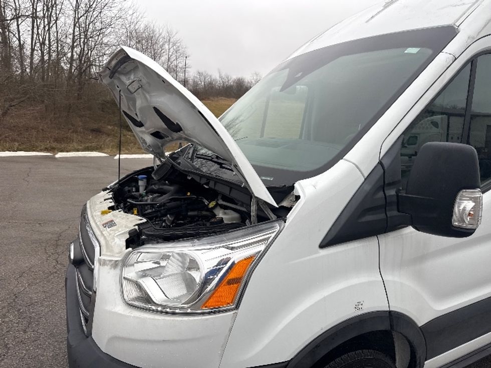 Cargo Van (Panel Van)-Light and Medium Duty Trucks-Ford-2020-Transit 250-Zanesville-OH-43,663\n\t\tmiles-$ 36,000 - Image 25