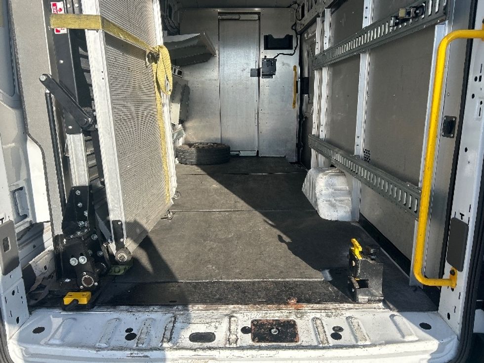 Cargo Van (Panel Van)-Light and Medium Duty Trucks-Ford-2020-Transit 350-Apopka-FL-41,167\n\t\tmiles-$ 39,500 - Image 10