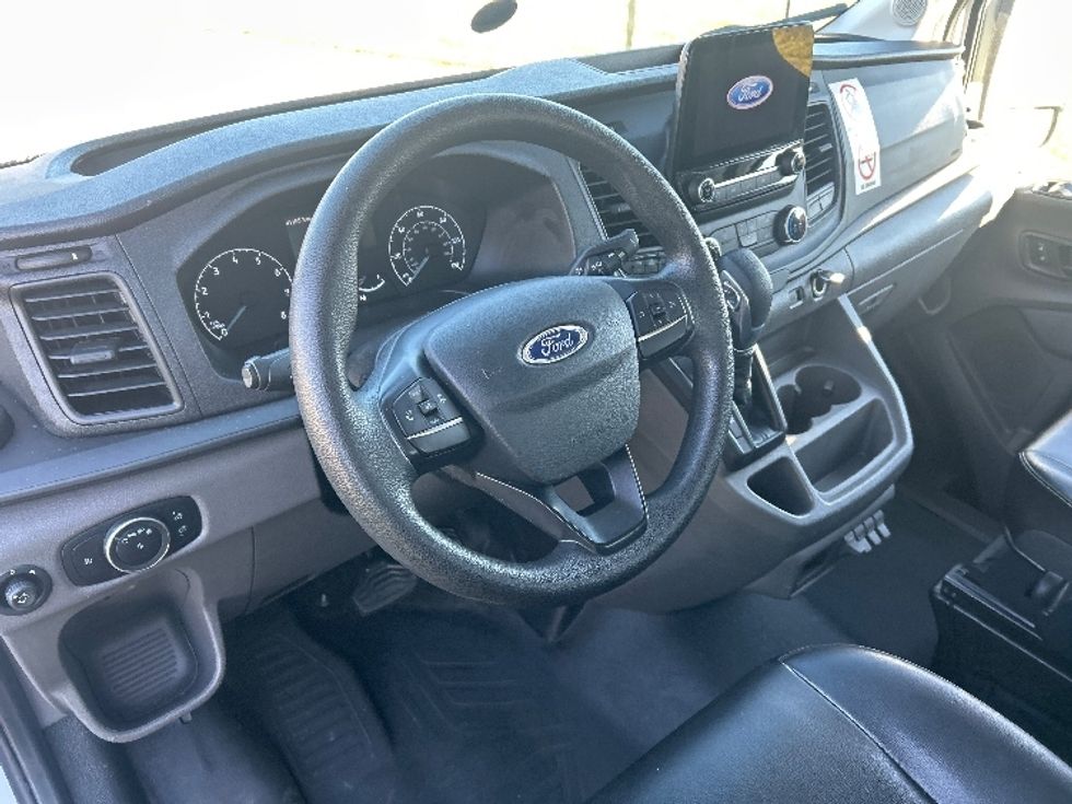 Cargo Van (Panel Van)-Light and Medium Duty Trucks-Ford-2020-Transit 350-Apopka-FL-41,167\n\t\tmiles-$ 39,500 - Image 17