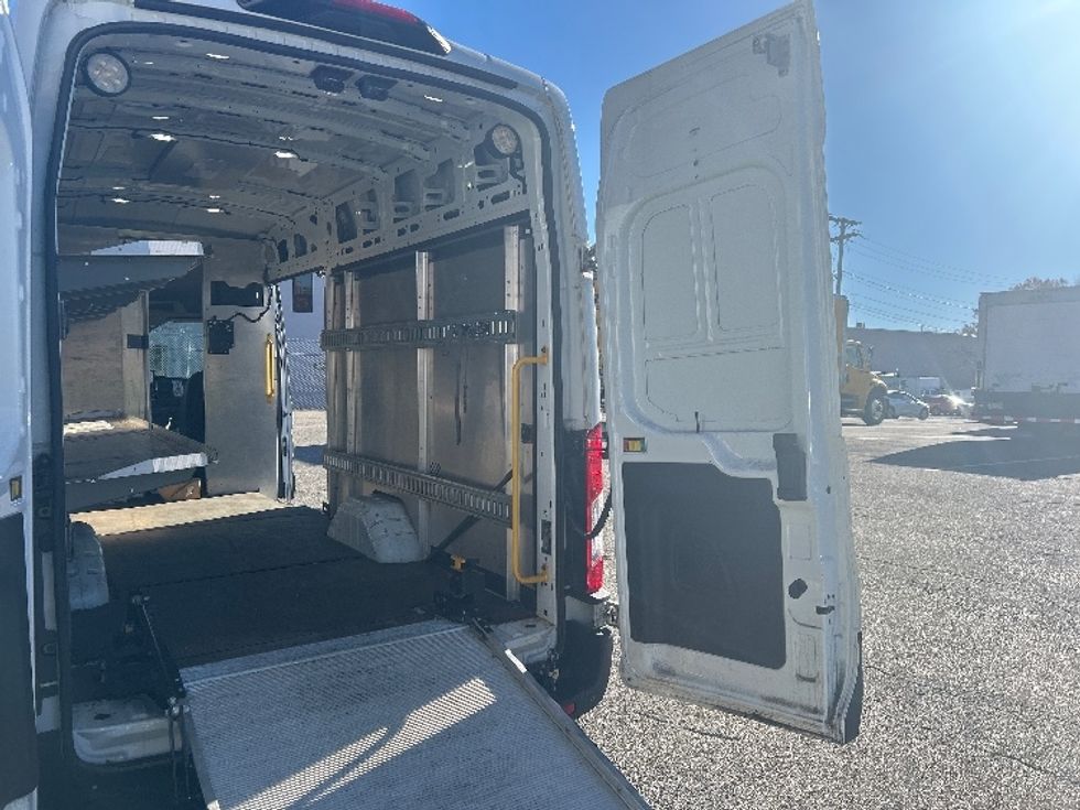 Cargo Van (Panel Van)-Light and Medium Duty Trucks-Ford-2020-Transit 350-Braintree-MA-30,375\n\t\tmiles-$ 40,500 - Image 12
